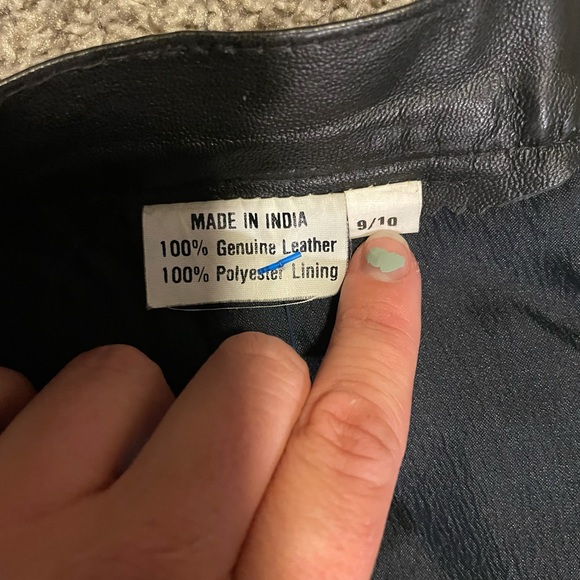 Vintage leather skirt - Picture 3 of 3